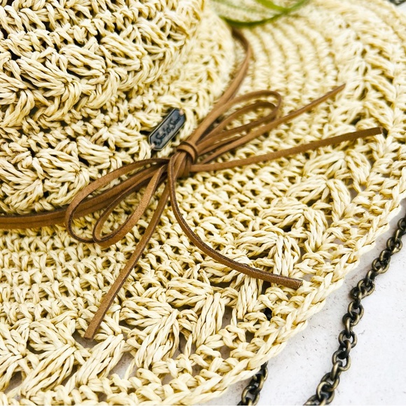 Sun ‘N Sand Straw Hat - Picture 2 of 3